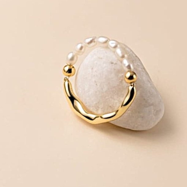 Gentle Pearl Ring